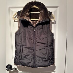 REVERSIBLE!! Vest by Weatherproof Black & Chocolate Brown Fur Size SMALL
